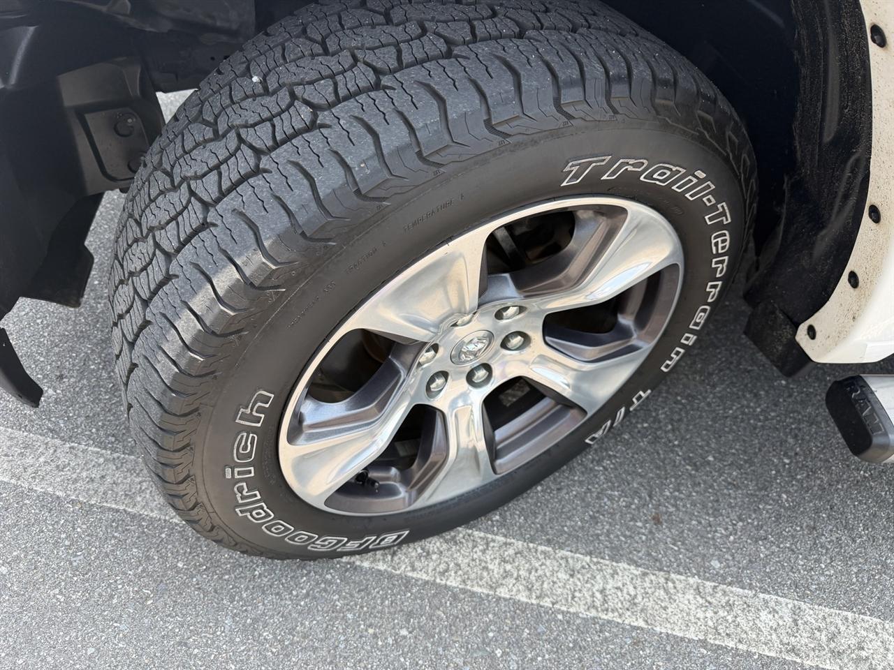 RAM 1500 Laramie Crew Cab LWB 4WD 2019
