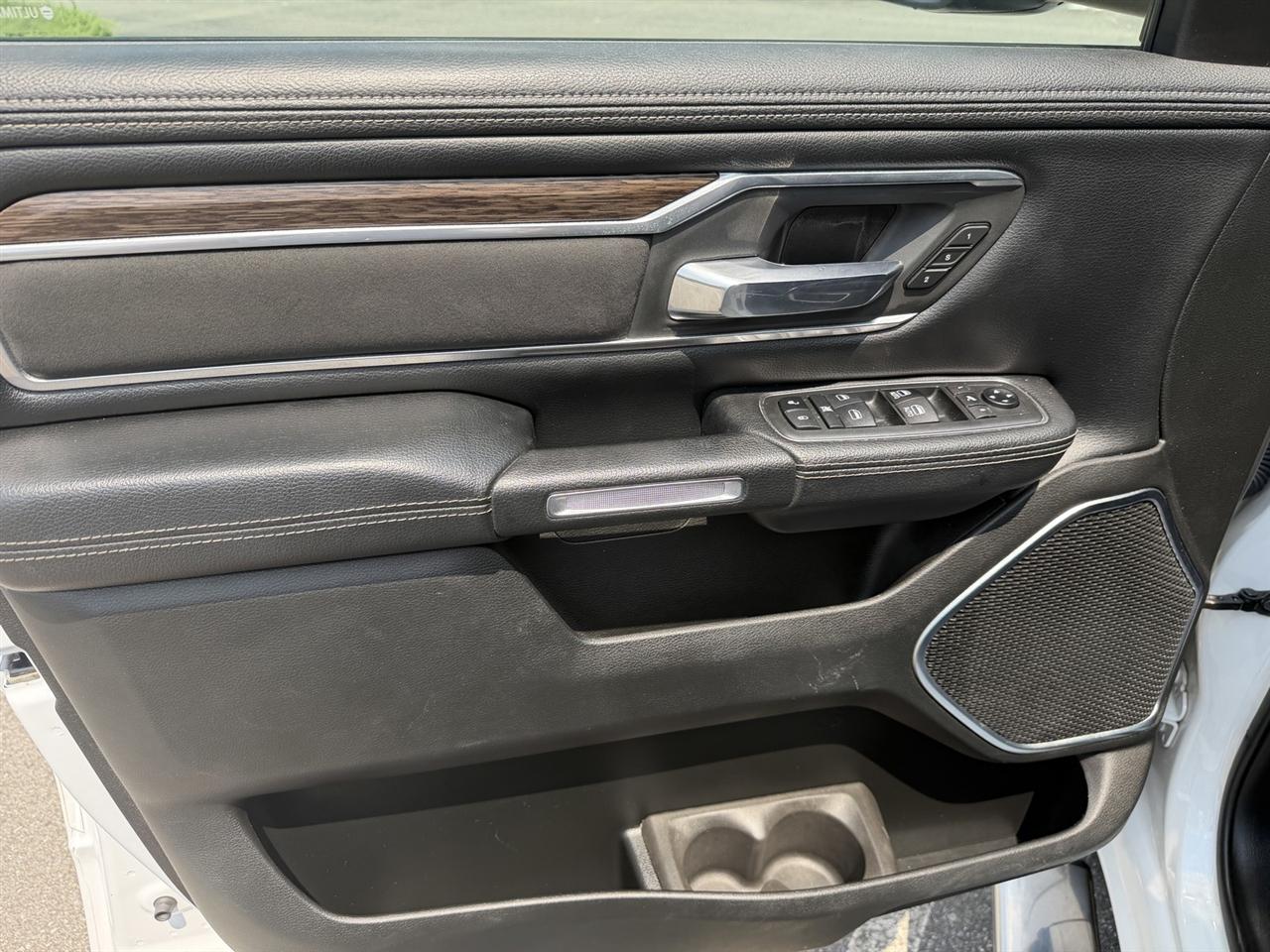 RAM 1500 Laramie Crew Cab LWB 4WD 2019