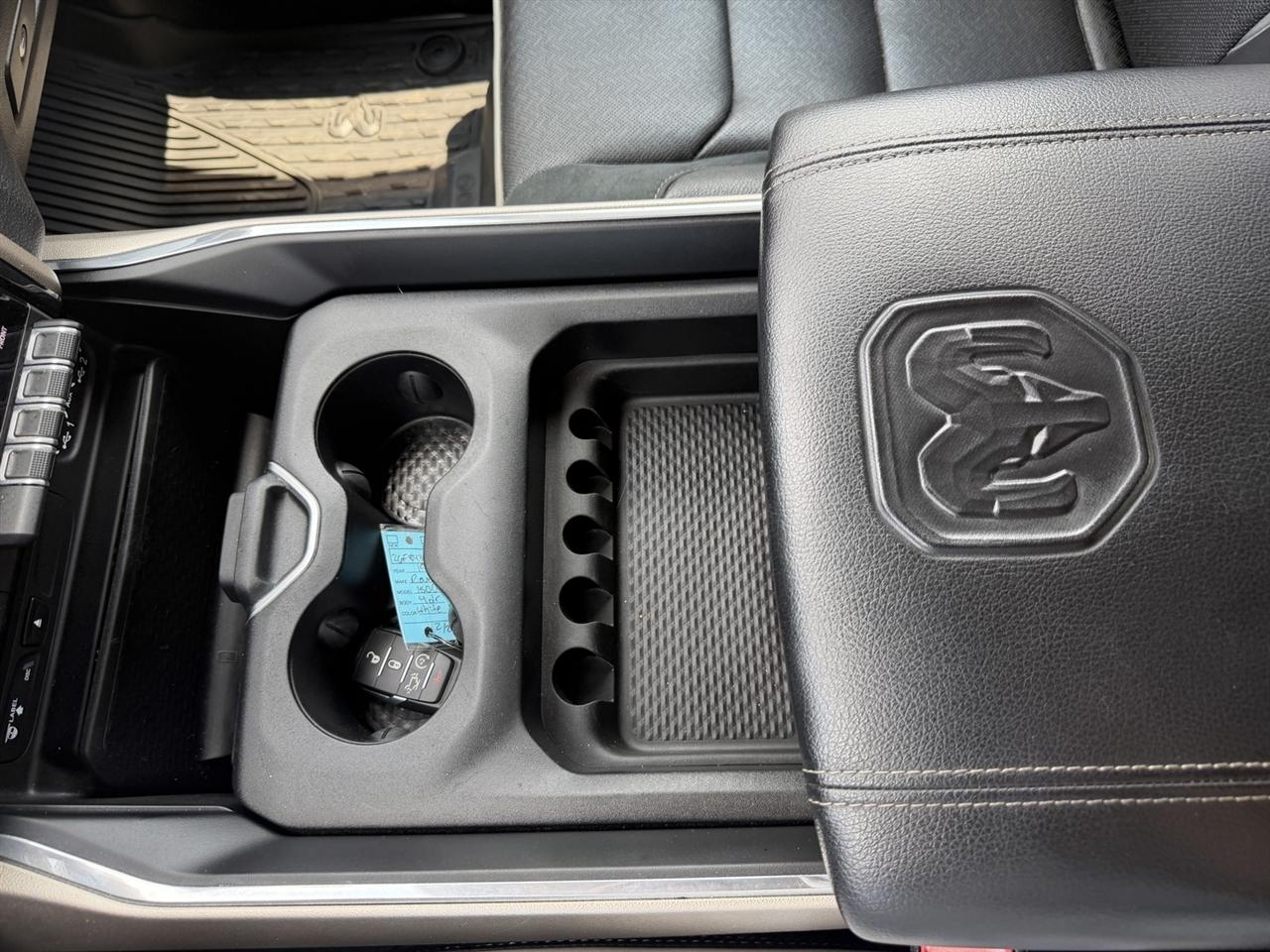 RAM 1500 Laramie Crew Cab LWB 4WD 2019