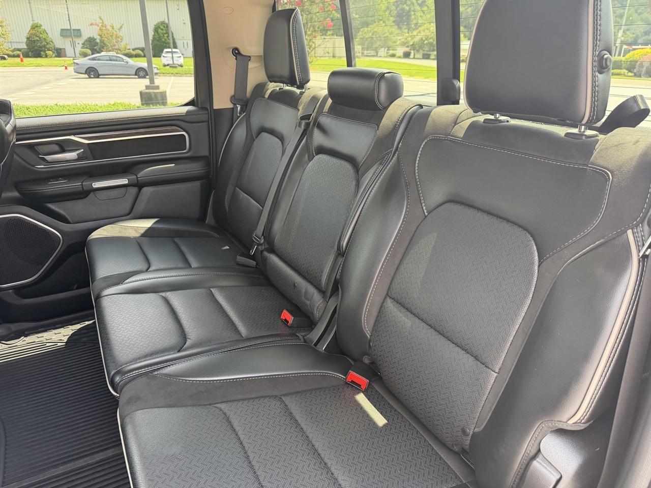 RAM 1500 Laramie Crew Cab LWB 4WD 2019