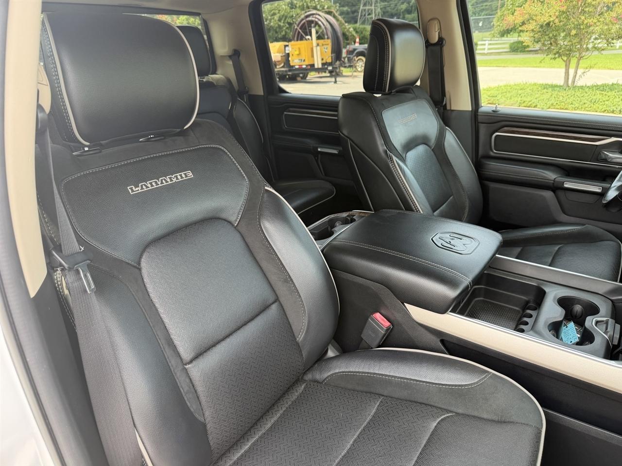 RAM 1500 Laramie Crew Cab LWB 4WD 2019