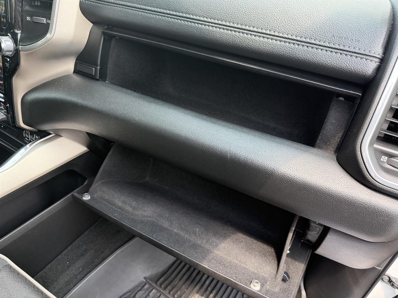 RAM 1500 Laramie Crew Cab LWB 4WD 2019