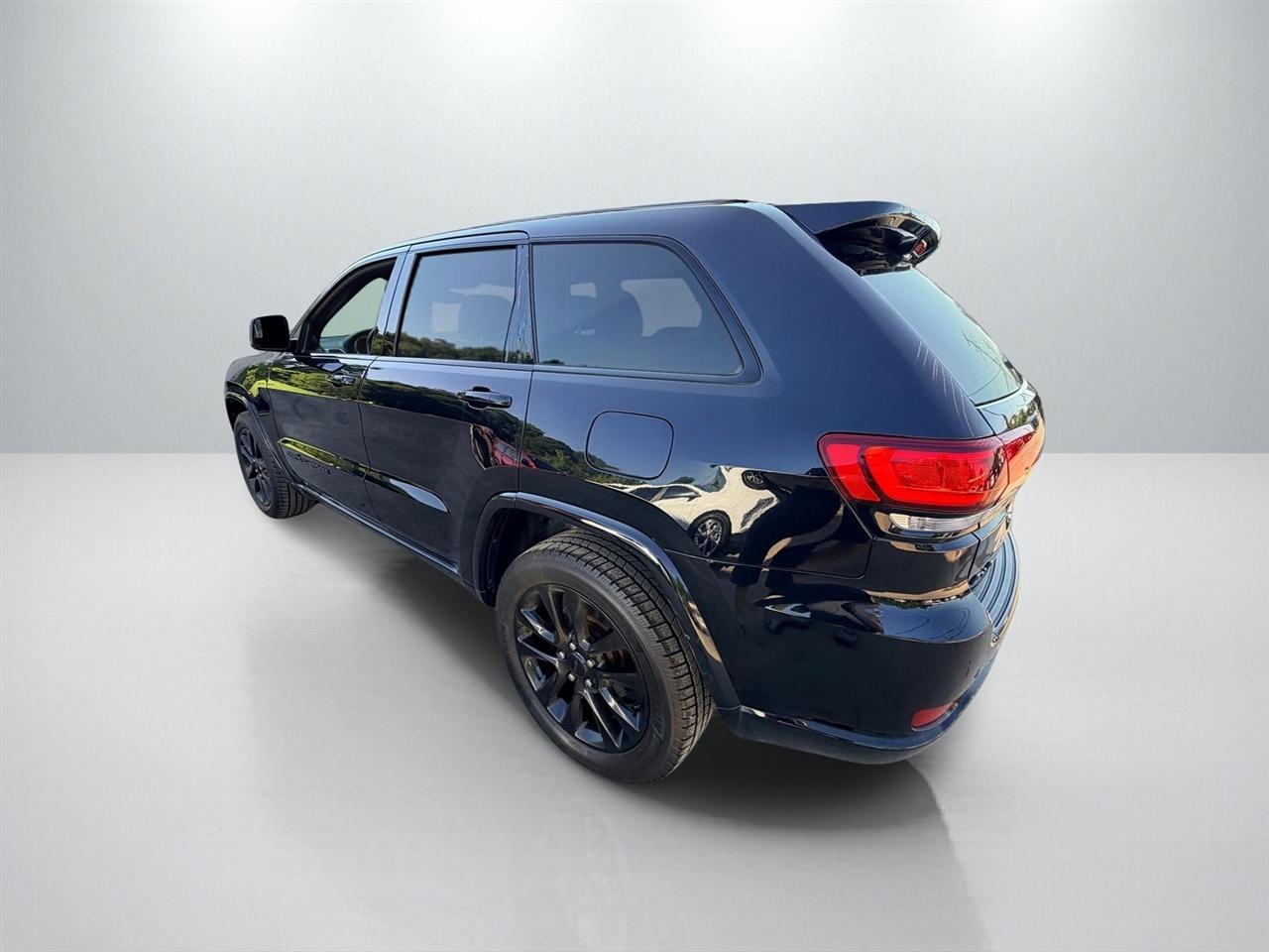 Jeep Grand Cherokee Laredo 4WD 2018