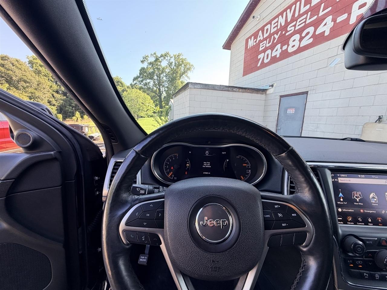 Jeep Grand Cherokee Laredo 4WD 2018