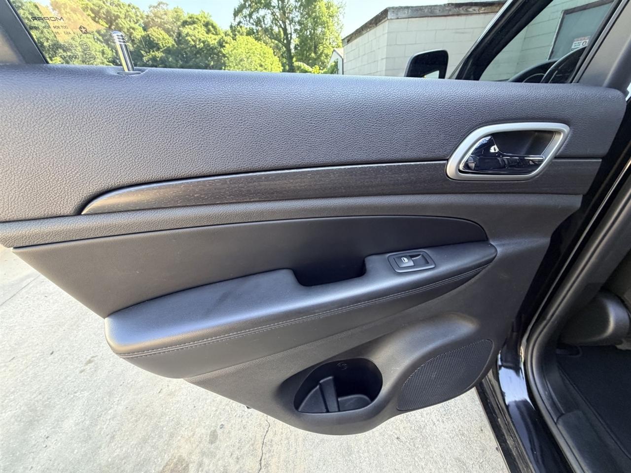 Jeep Grand Cherokee Laredo 4WD 2018