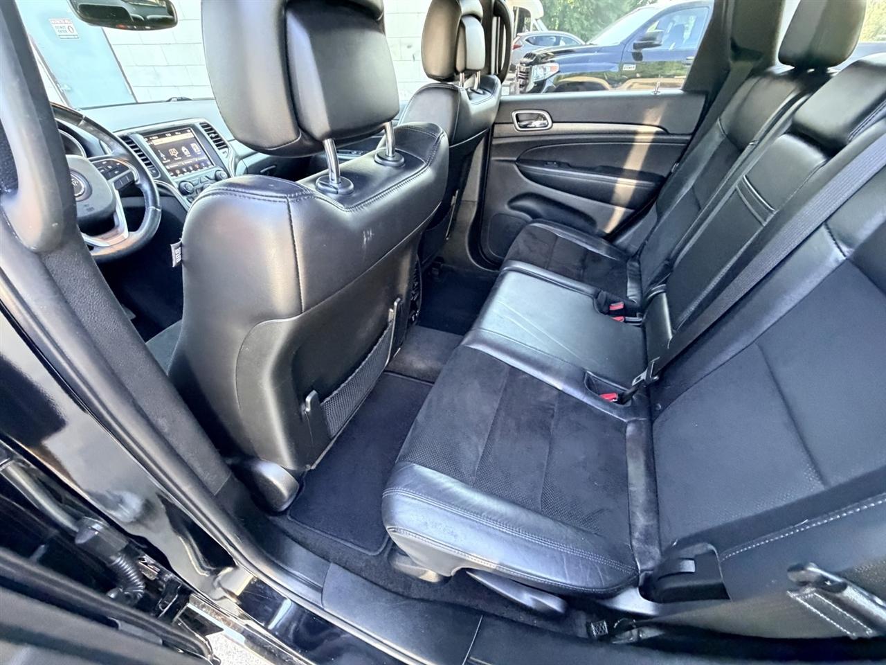 Jeep Grand Cherokee Laredo 4WD 2018