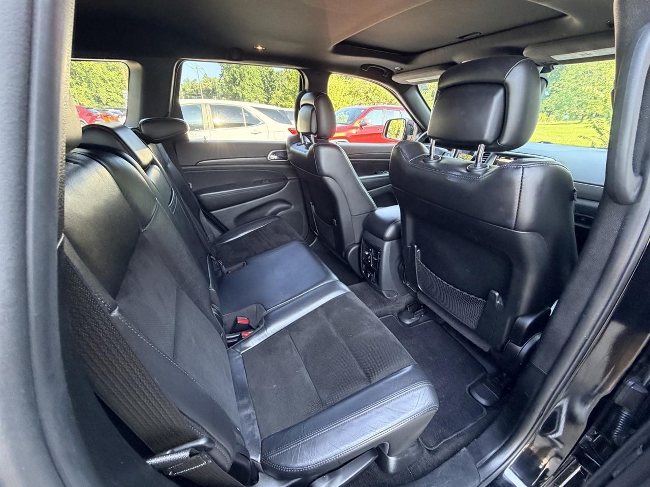 Jeep Grand Cherokee Laredo 4WD 2018