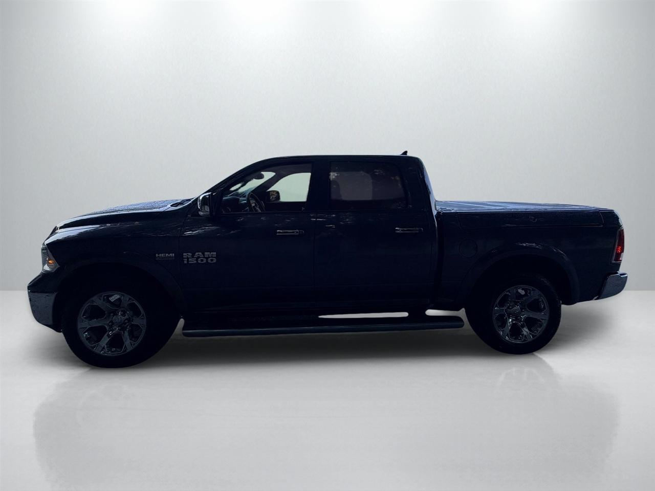 RAM 1500 Laramie Crew Cab 4WD 2018