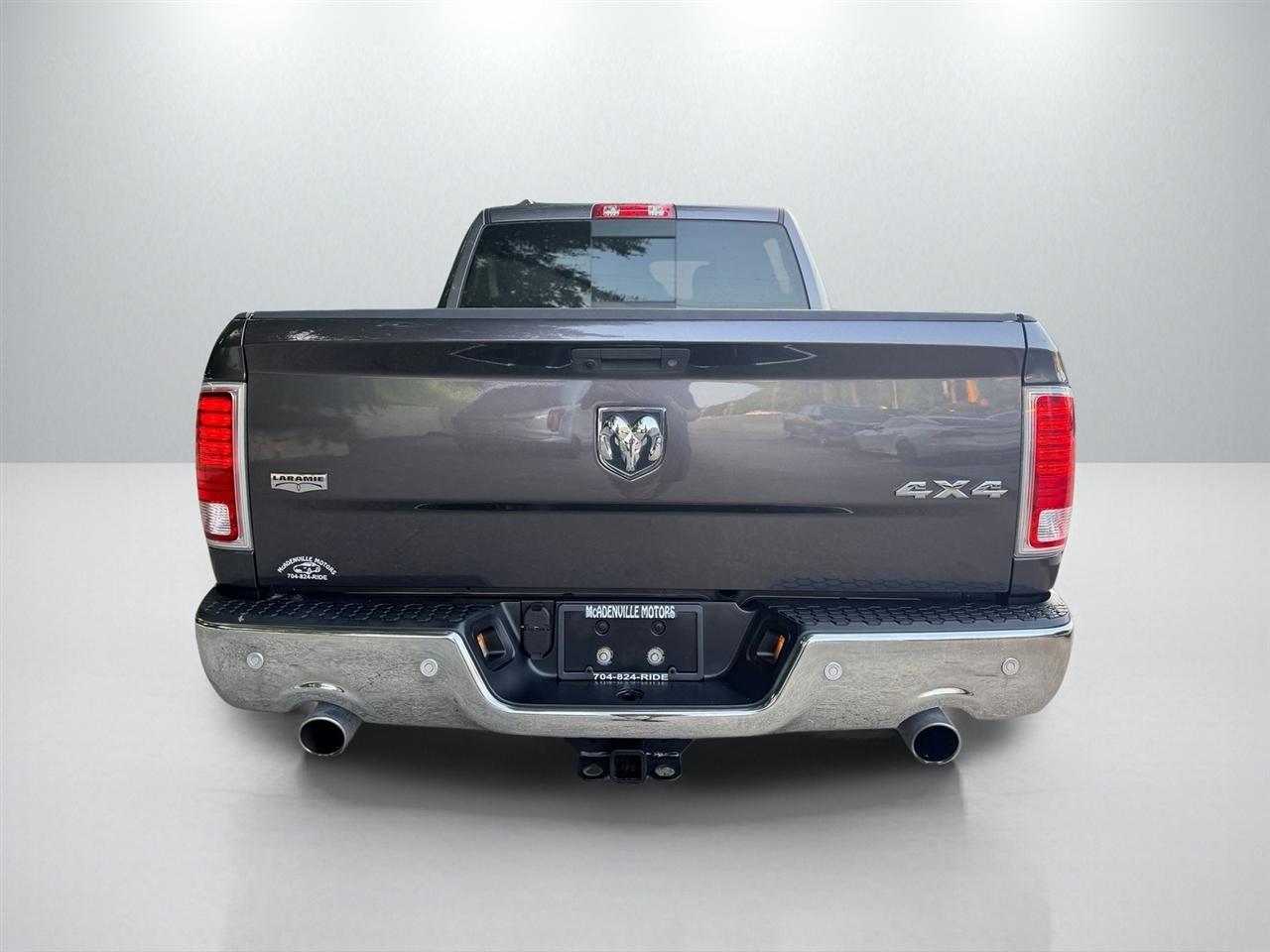 RAM 1500 Laramie Crew Cab 4WD 2018