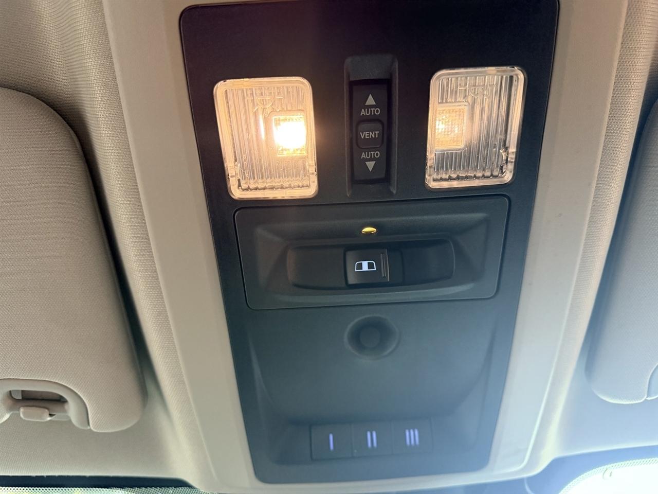 RAM 1500 Laramie Crew Cab 4WD 2018