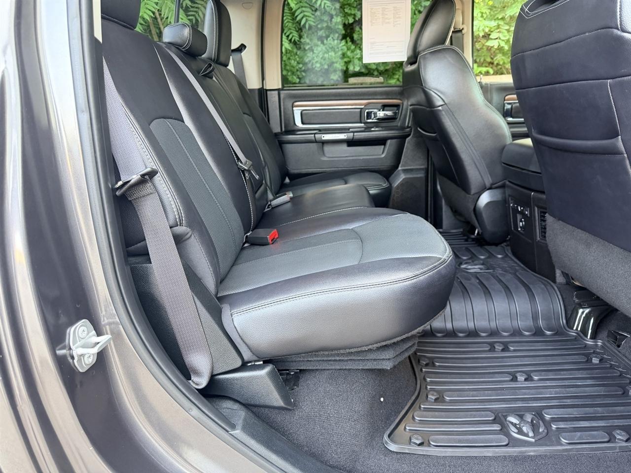 RAM 1500 Laramie Crew Cab 4WD 2018