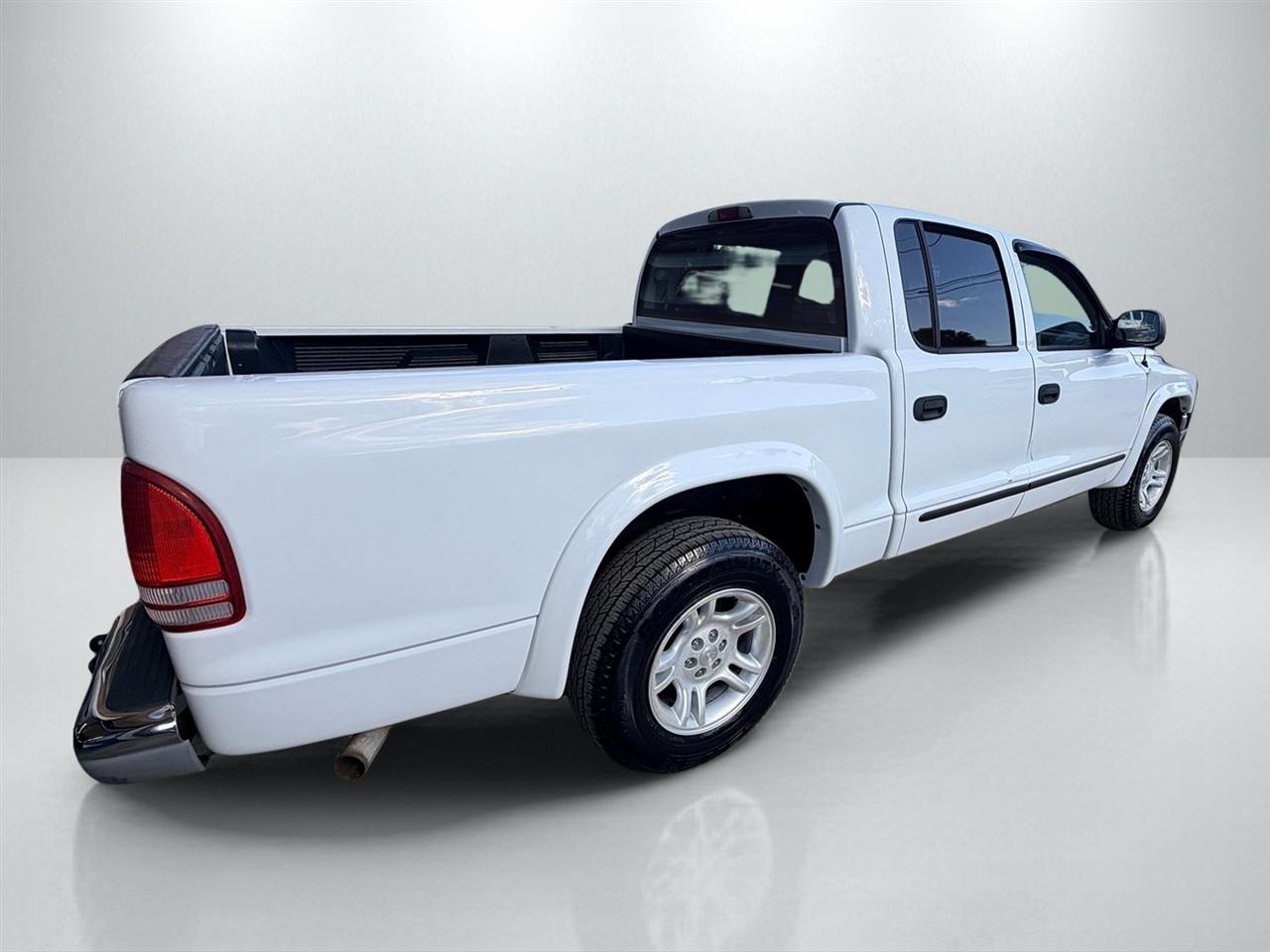 Dodge Dakota SLT Quad Cab 2WD 2004