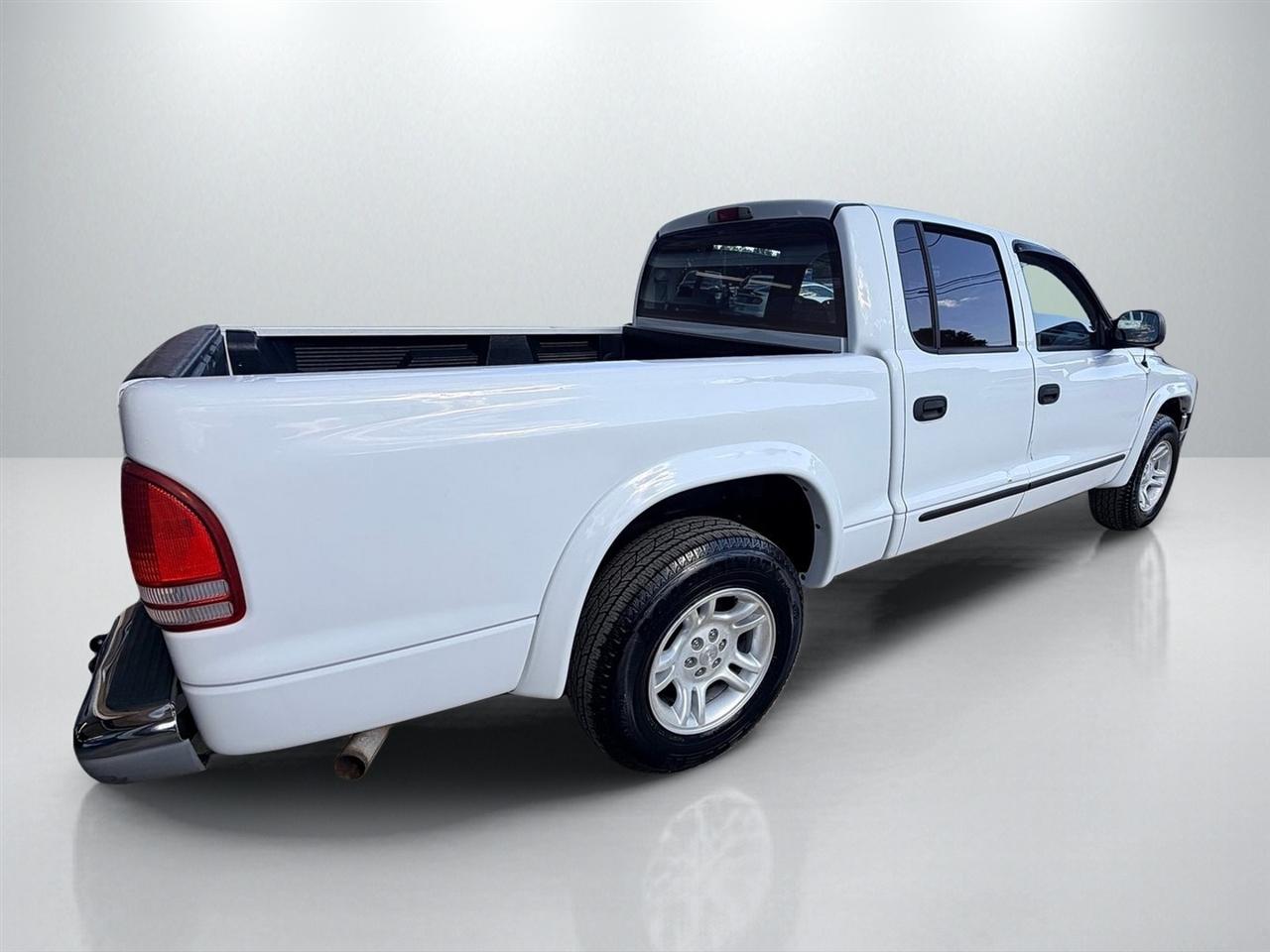 Dodge Dakota SLT Quad Cab 2WD 2004