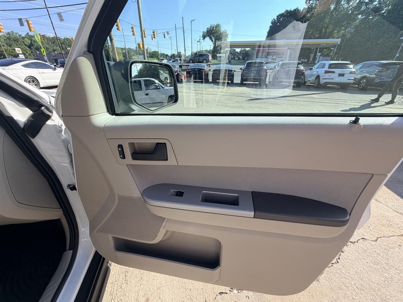 Ford Escape XLT 4WD 2012