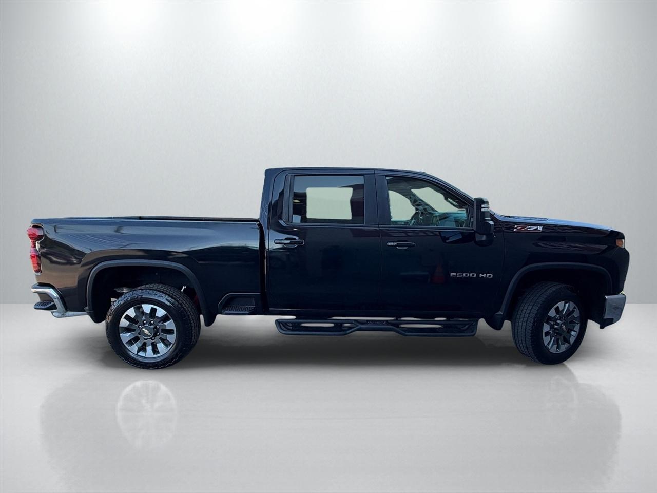 Chevrolet Silverado 2500HD LT Crew Cab 4WD 2021