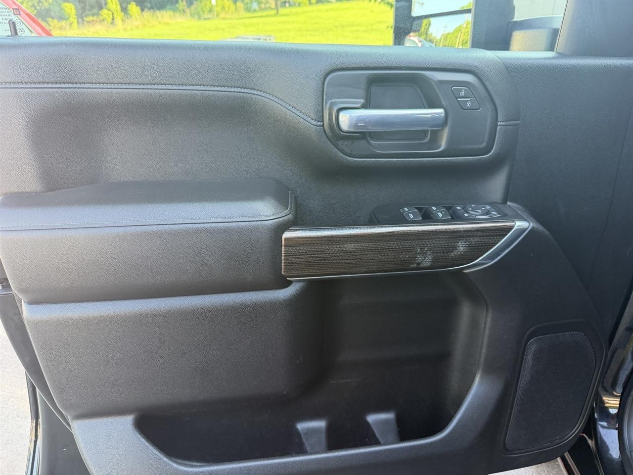 Chevrolet Silverado 2500HD LT Crew Cab 4WD 2021