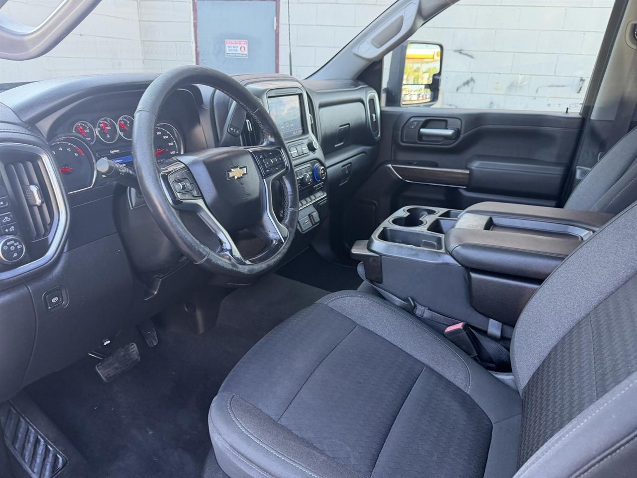 Chevrolet Silverado 2500HD LT Crew Cab 4WD 2021