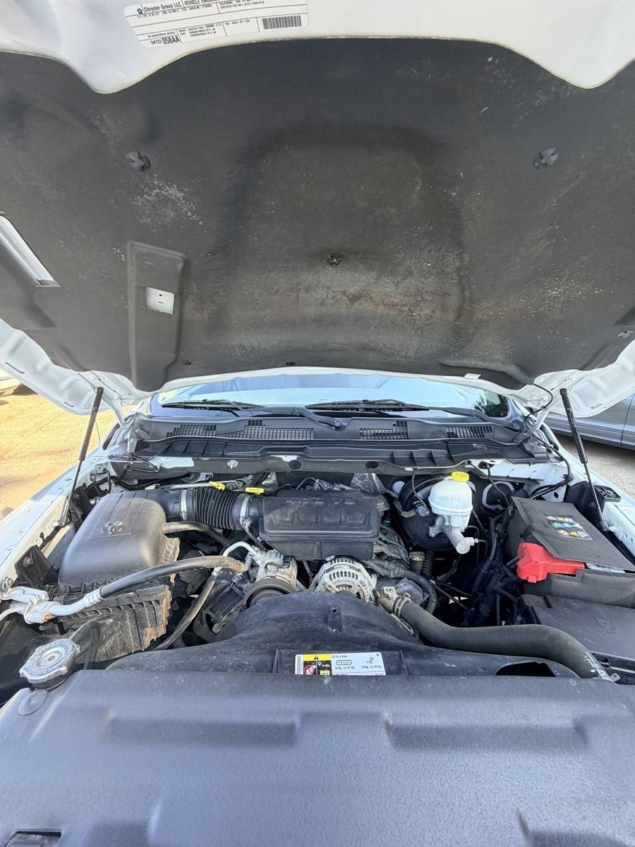 RAM 1500 Tradesman Quad Cab 4WD 2013