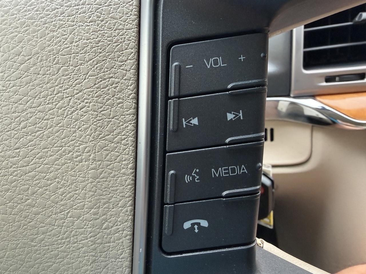 Lincoln MKZ FWD 2012