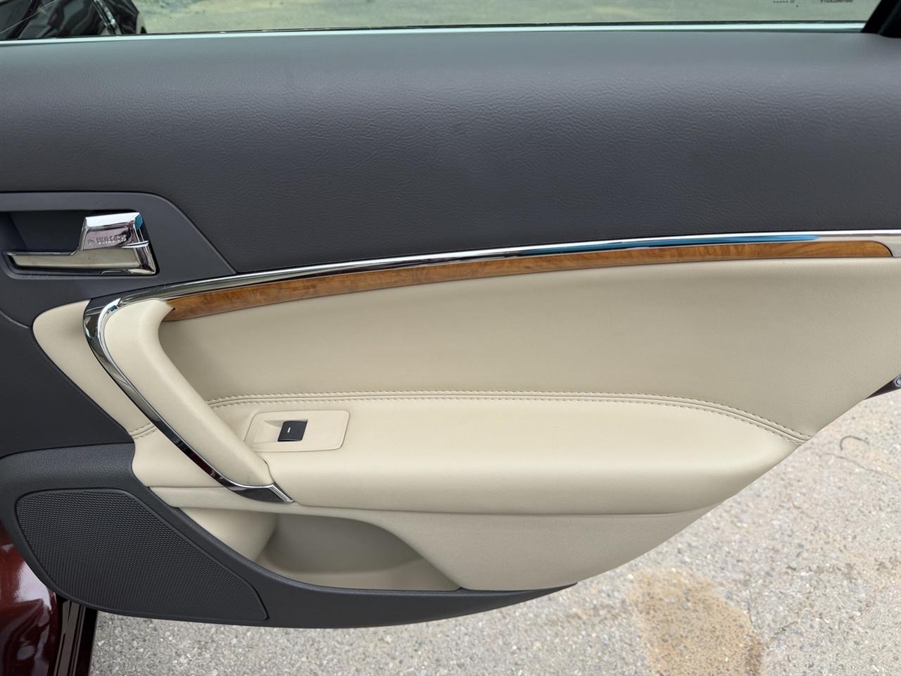 Lincoln MKZ FWD 2012
