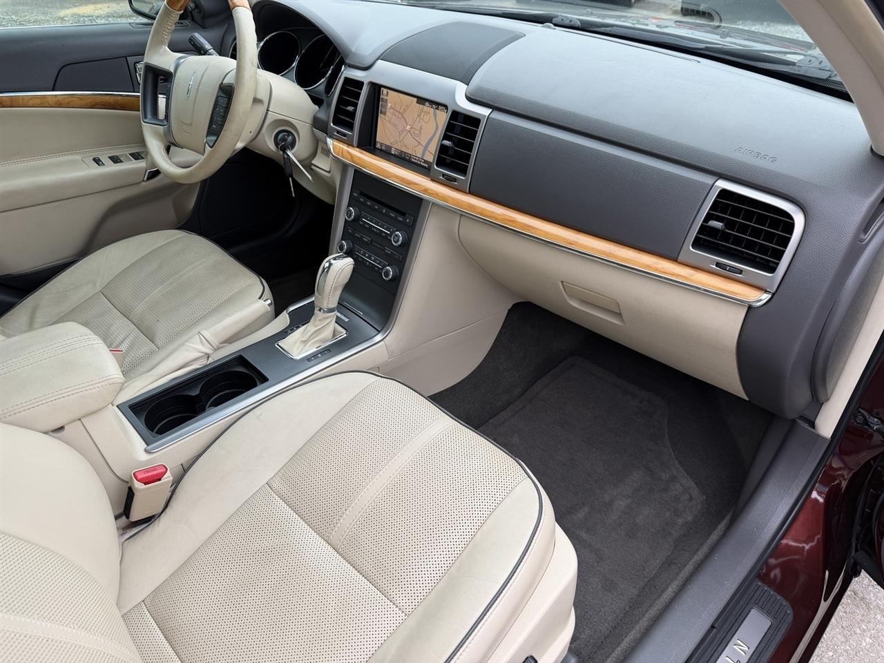 Lincoln MKZ FWD 2012