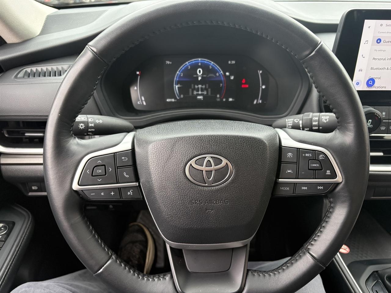 Toyota Grand Highlander XLE 4D SUV AWD 2025