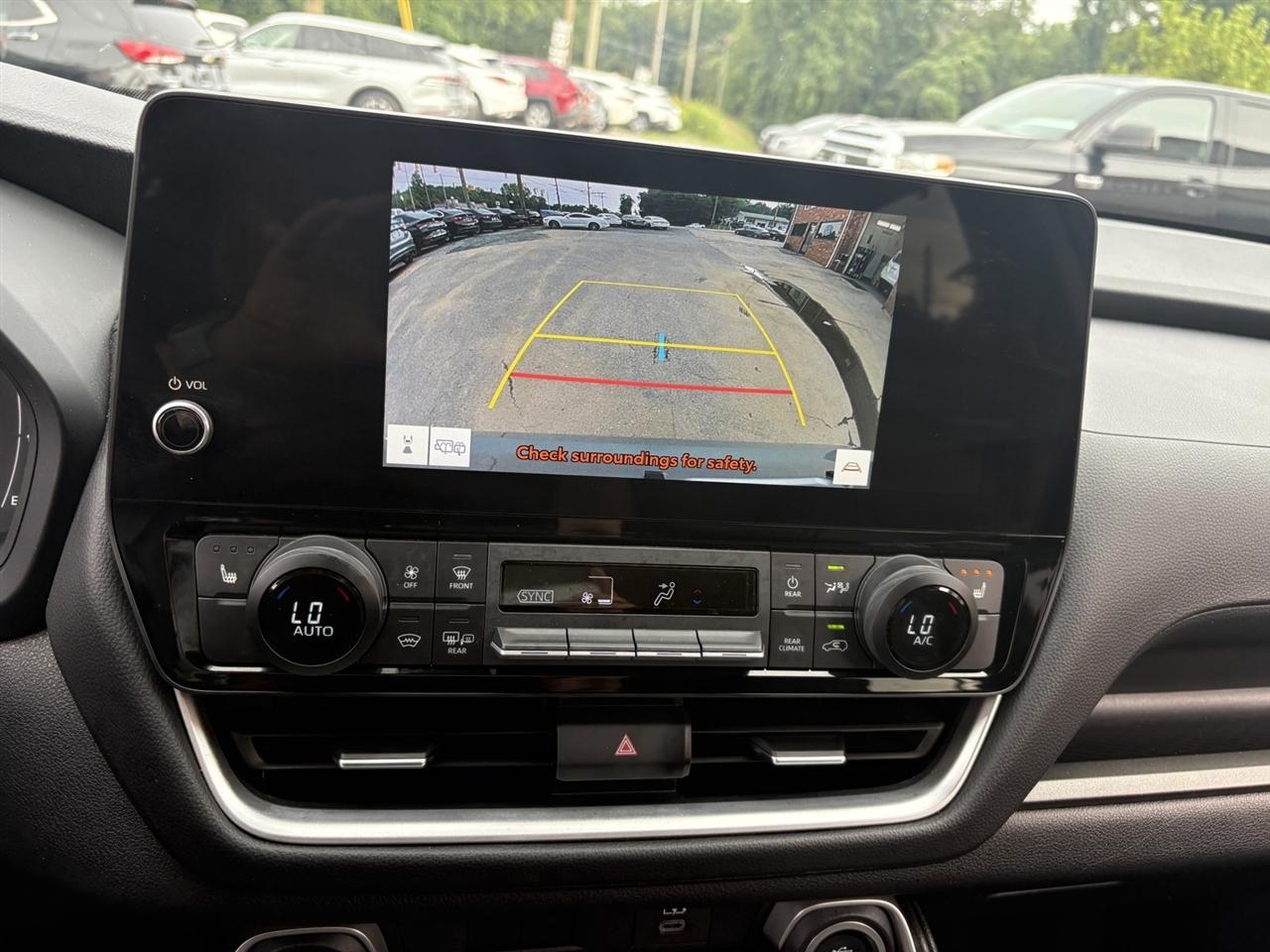 Toyota Grand Highlander XLE 4D SUV AWD 2025