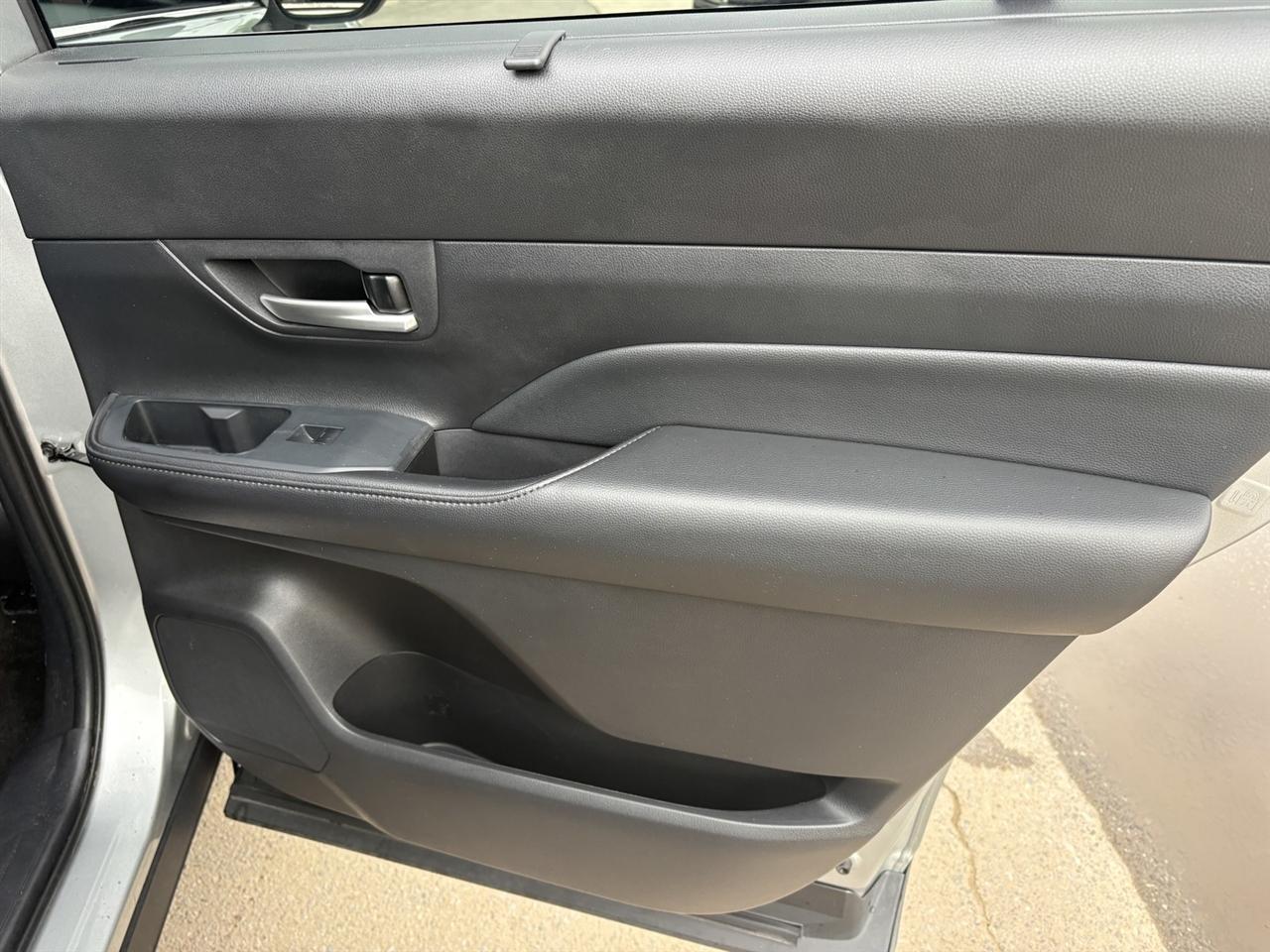 Toyota Grand Highlander XLE 4D SUV AWD 2025