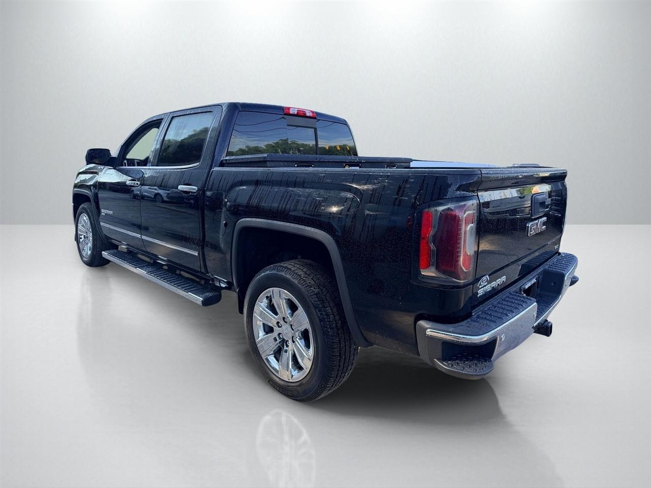 GMC Sierra 1500 SLT Crew Cab Short Box 4WD 2018