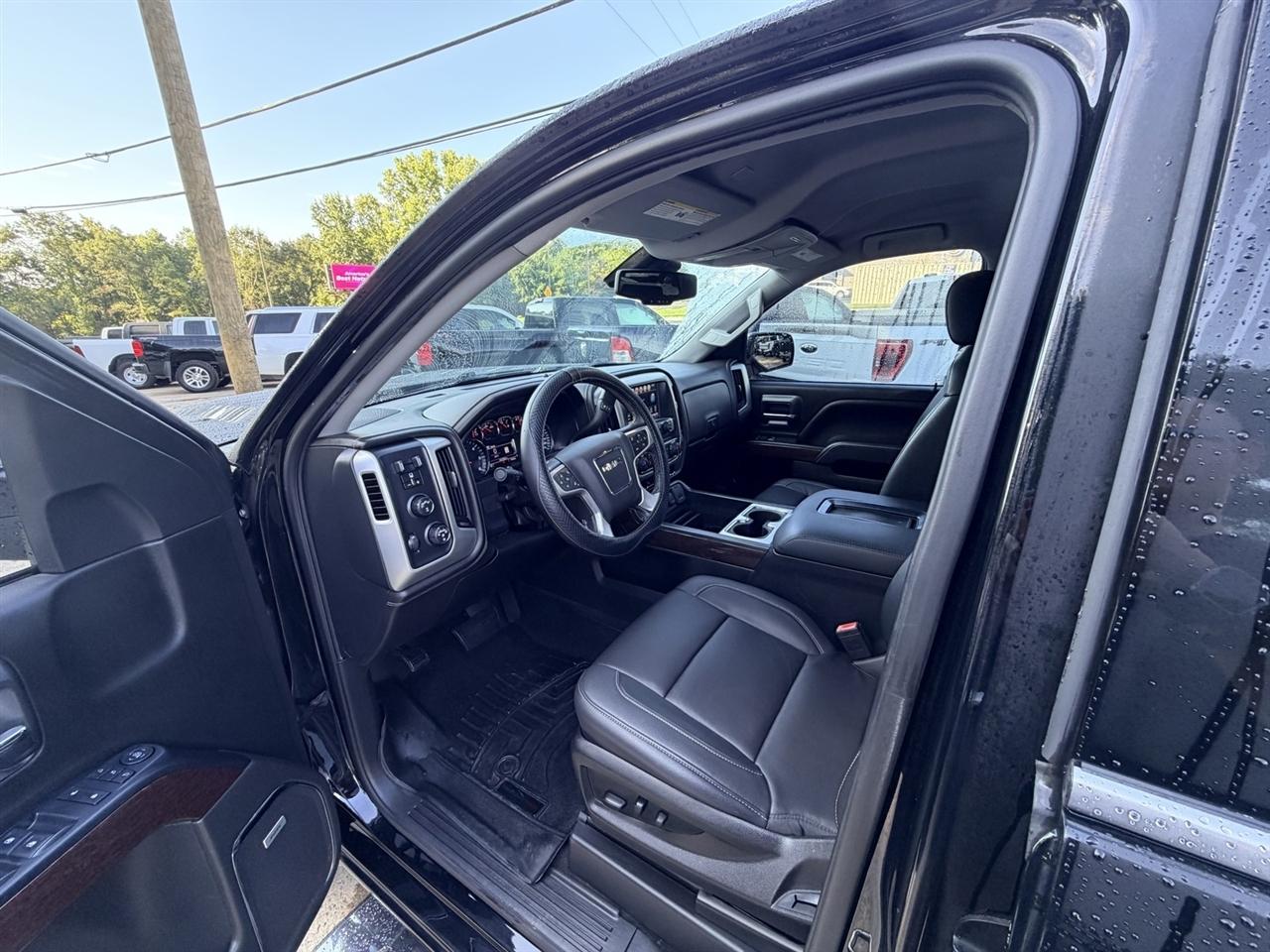 GMC Sierra 1500 SLT Crew Cab Short Box 4WD 2018