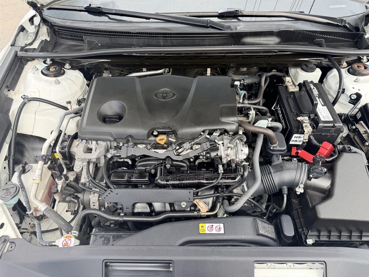 Toyota Camry SE 2021