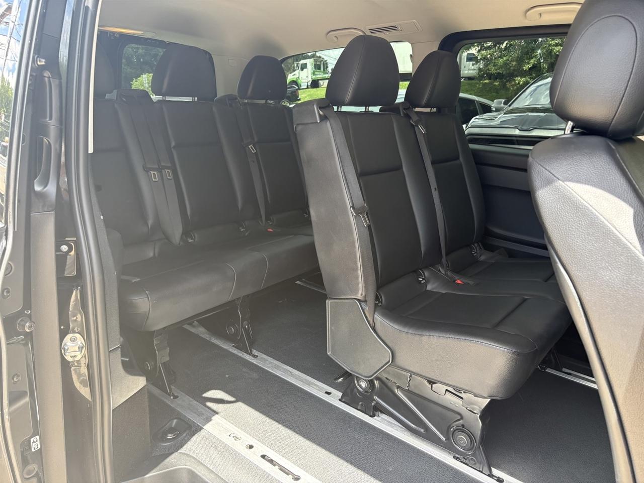 Mercedes-Benz Metris Passenger Van 2018