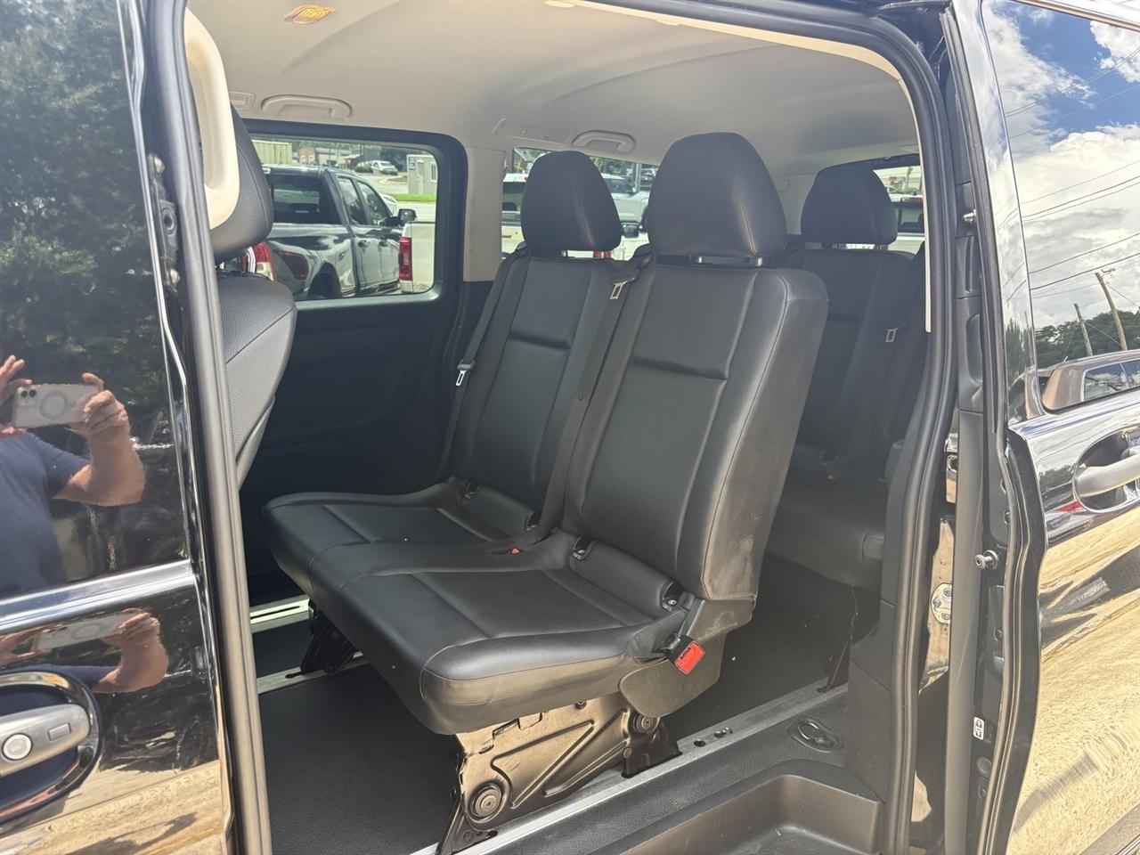 Mercedes-Benz Metris Passenger Van 2018
