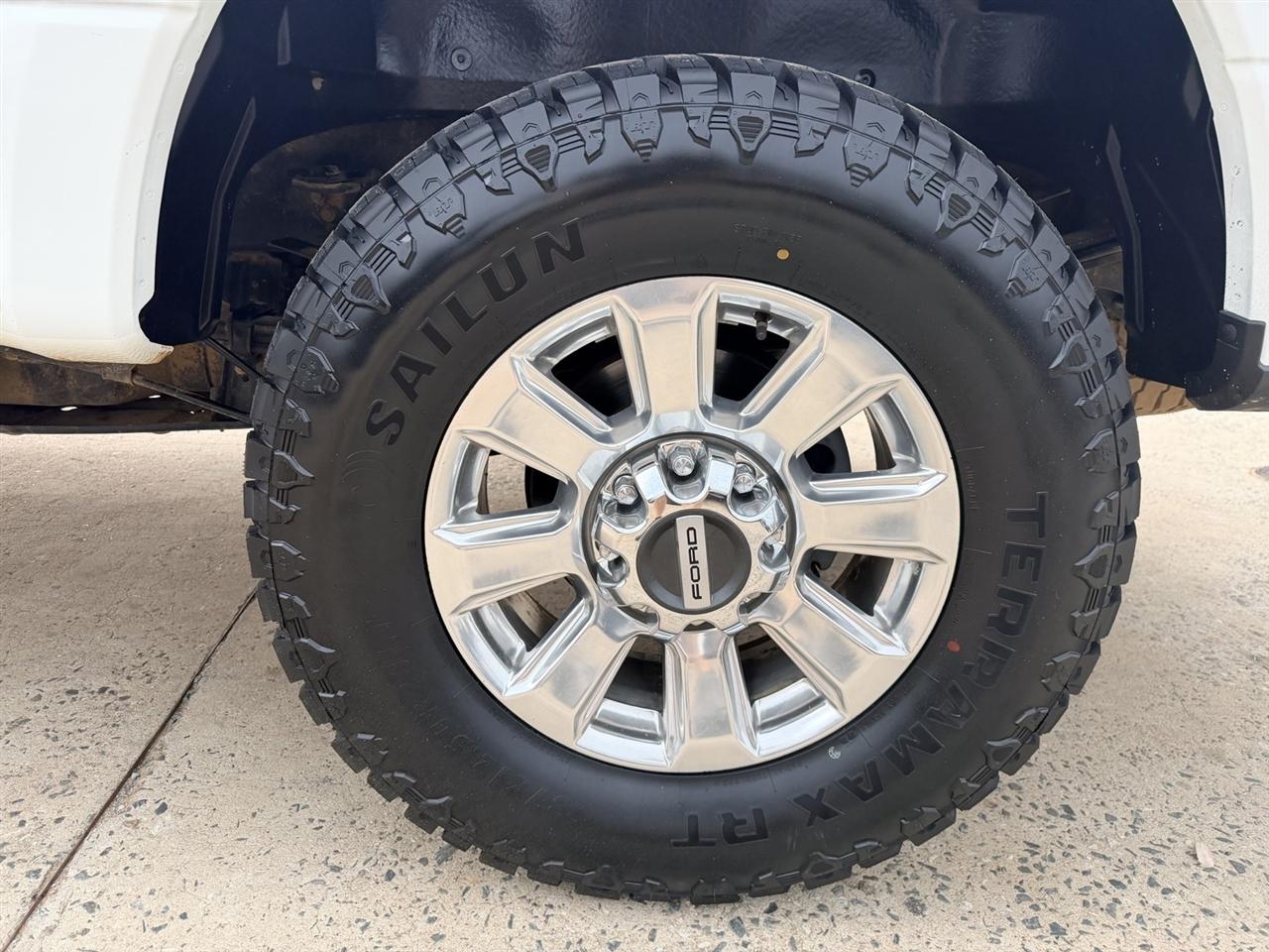 Ford F-350 SD Platinum Crew Cab 4WD 2020