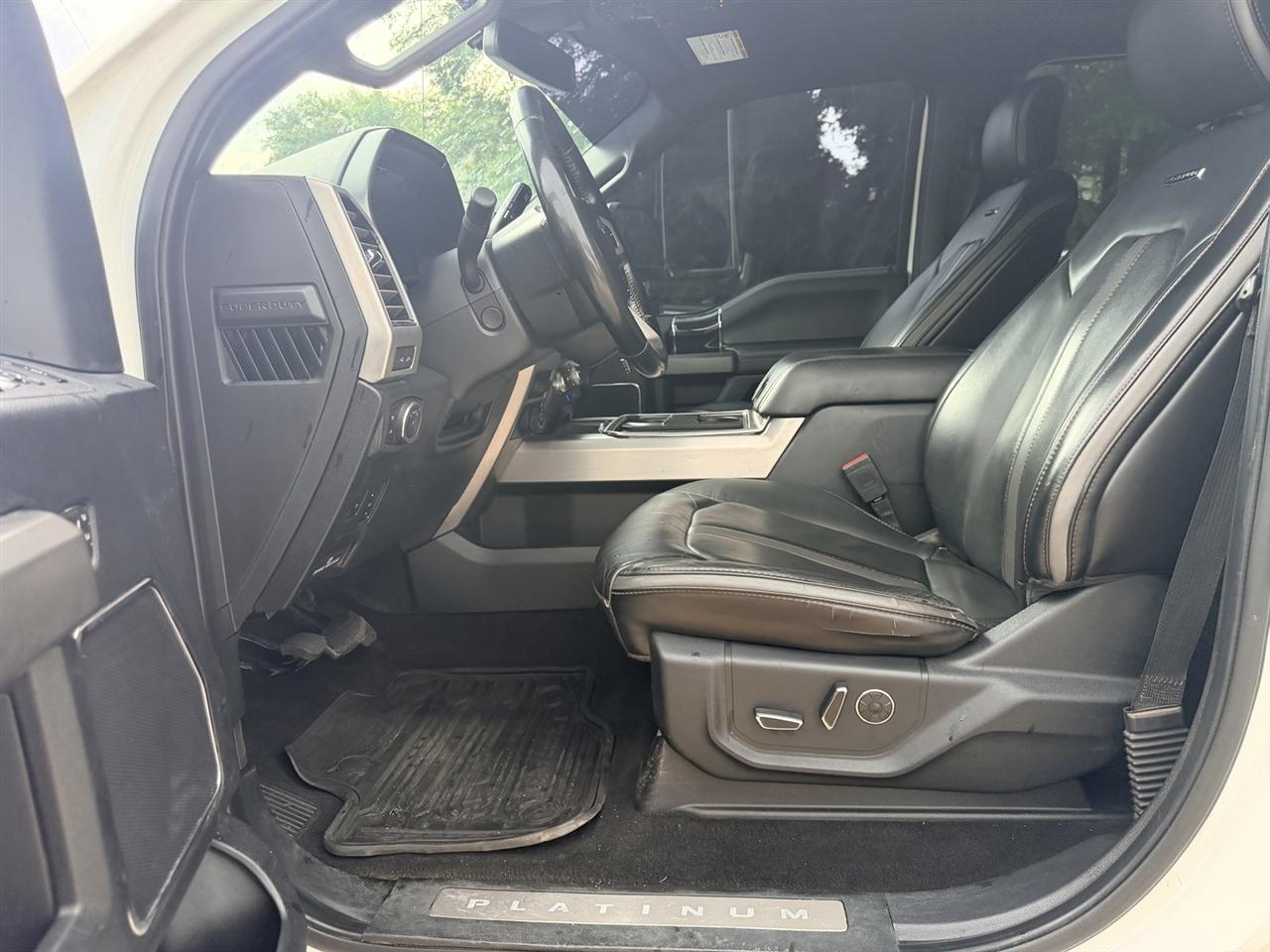 Ford F-350 SD Platinum Crew Cab 4WD 2020