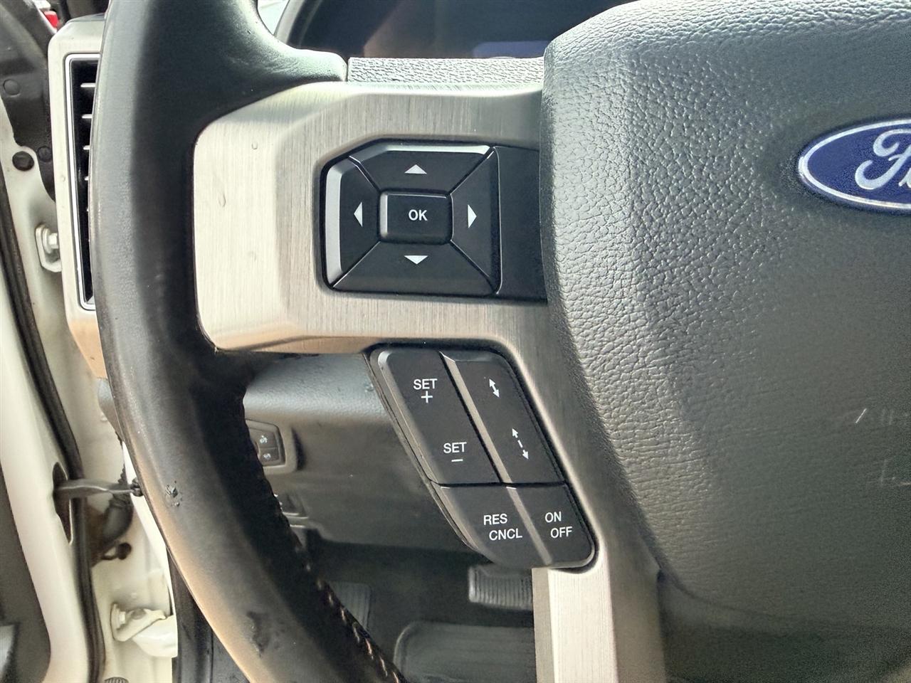 Ford F-350 SD Platinum Crew Cab 4WD 2020