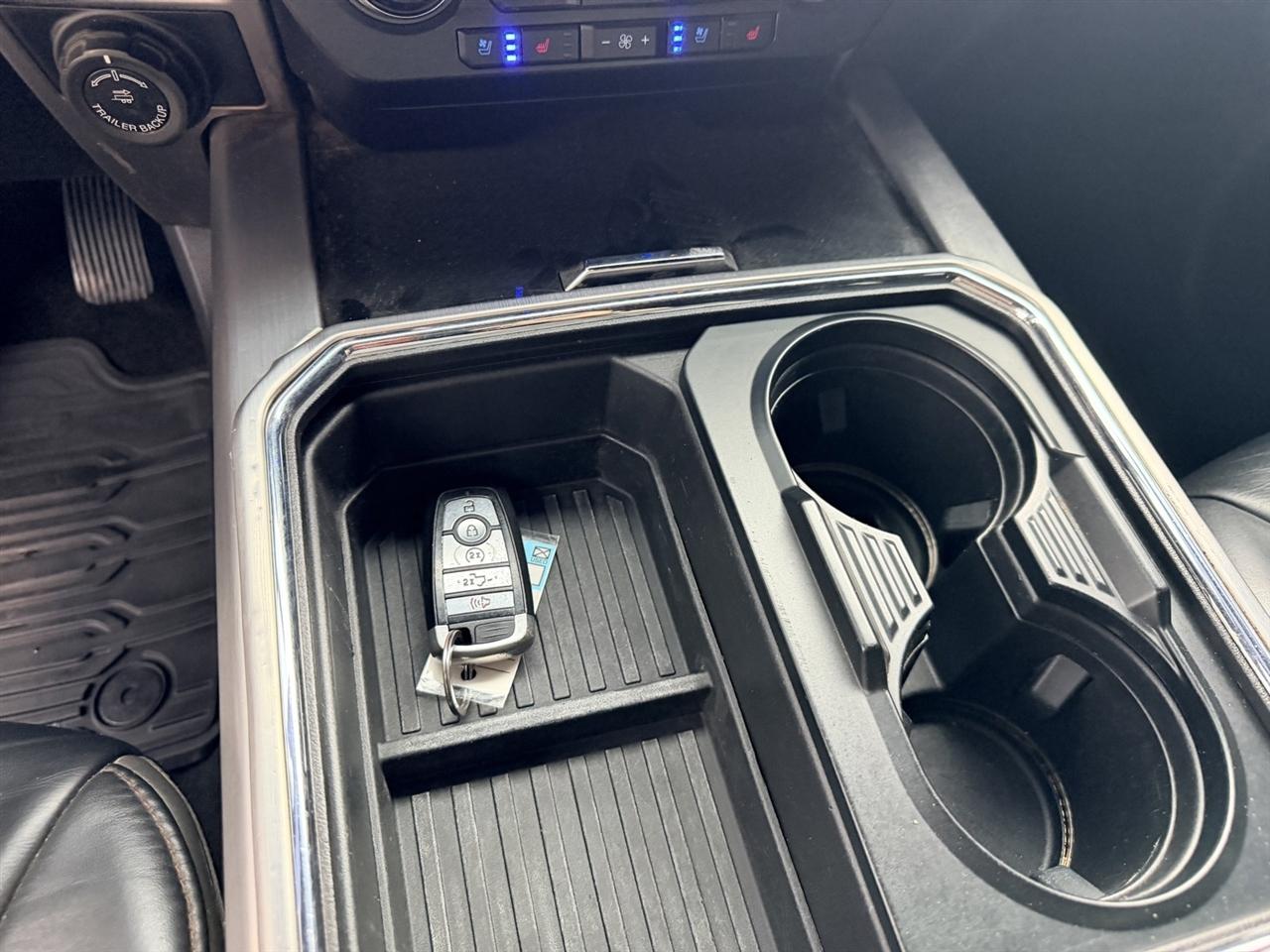 Ford F-350 SD Platinum Crew Cab 4WD 2020