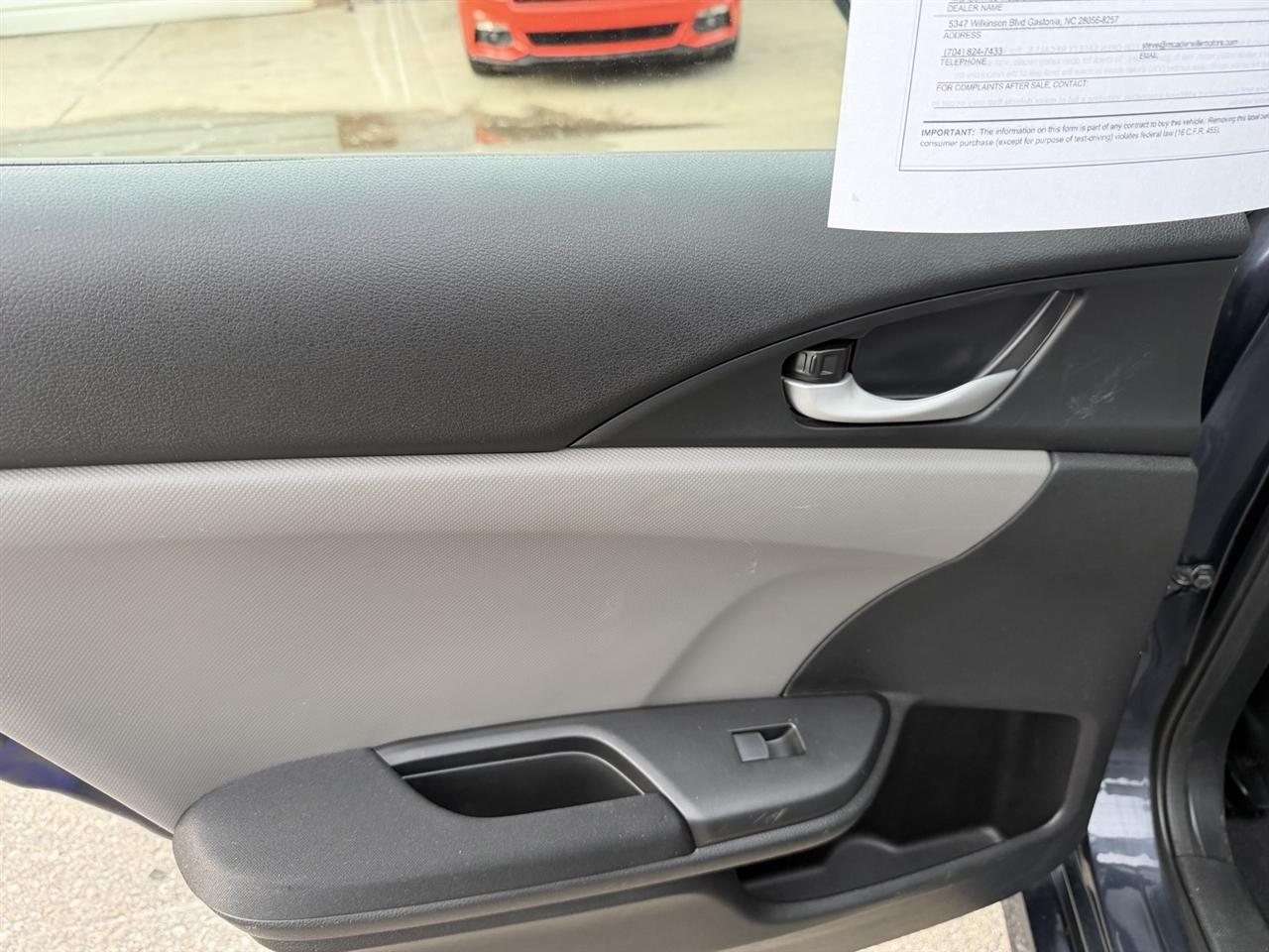 Honda Civic LX 4D Sedan 2021