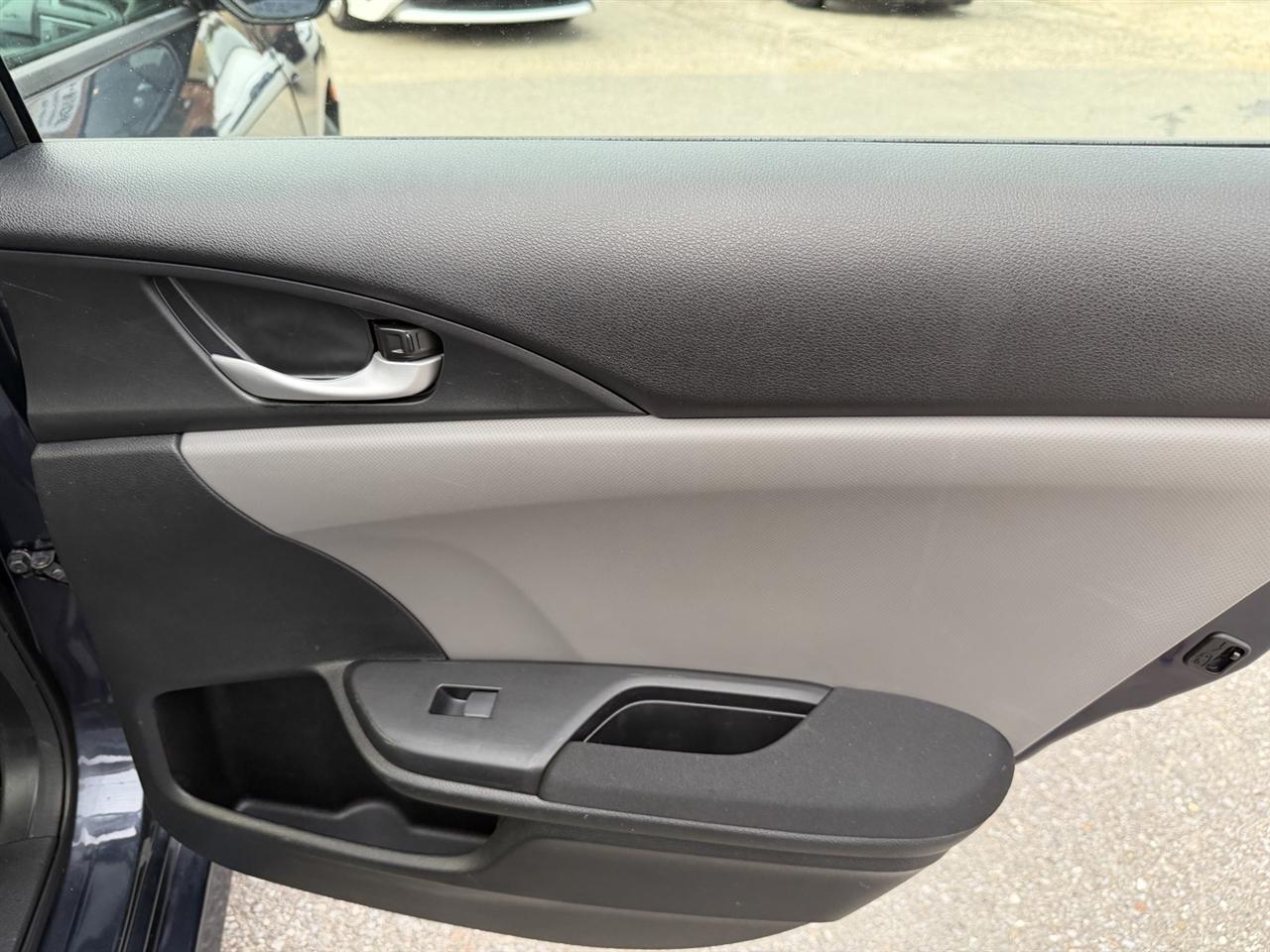 Honda Civic LX 4D Sedan 2021
