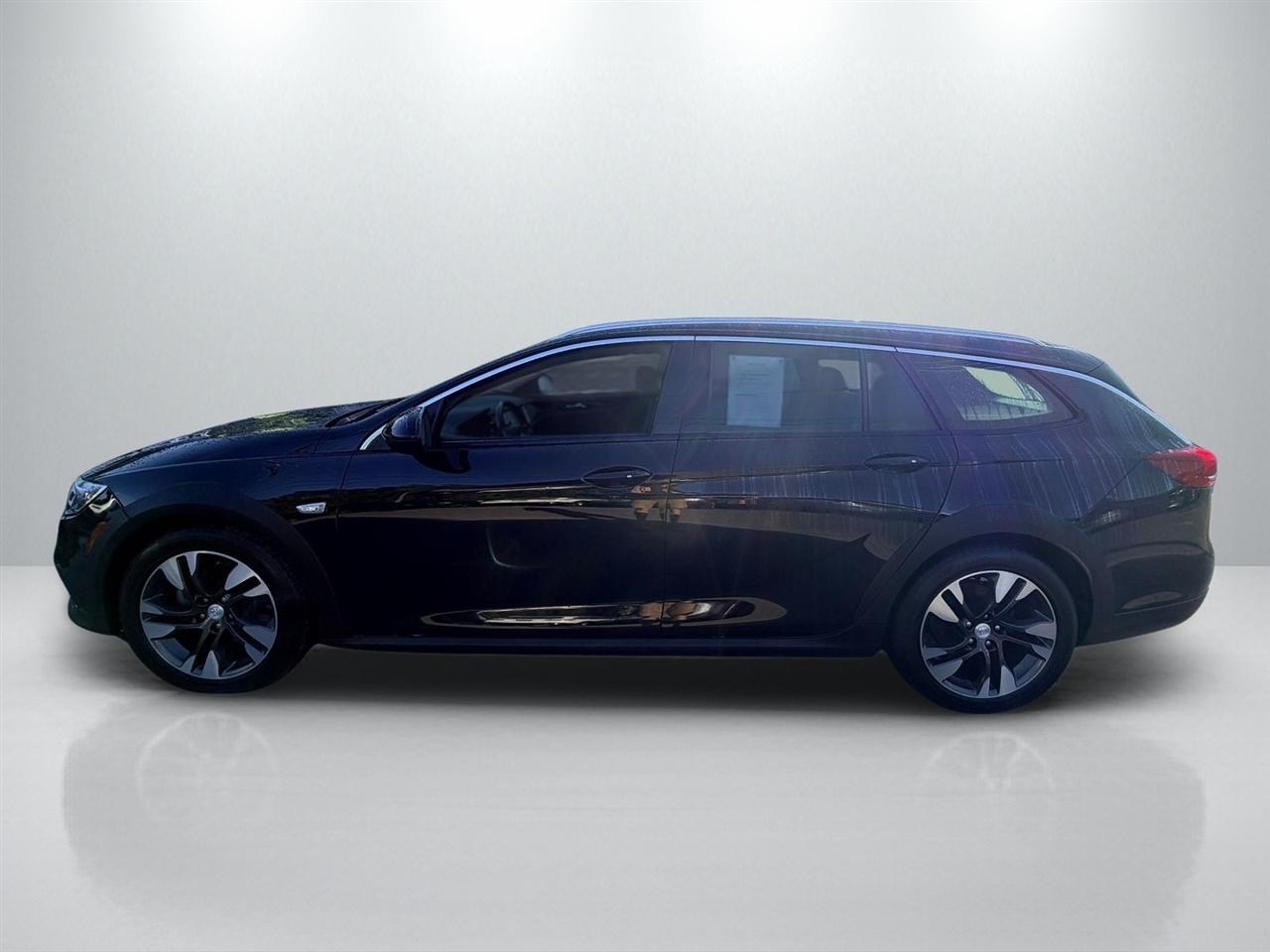 Buick Regal TourX Essence 4D Wagon AWD 2019