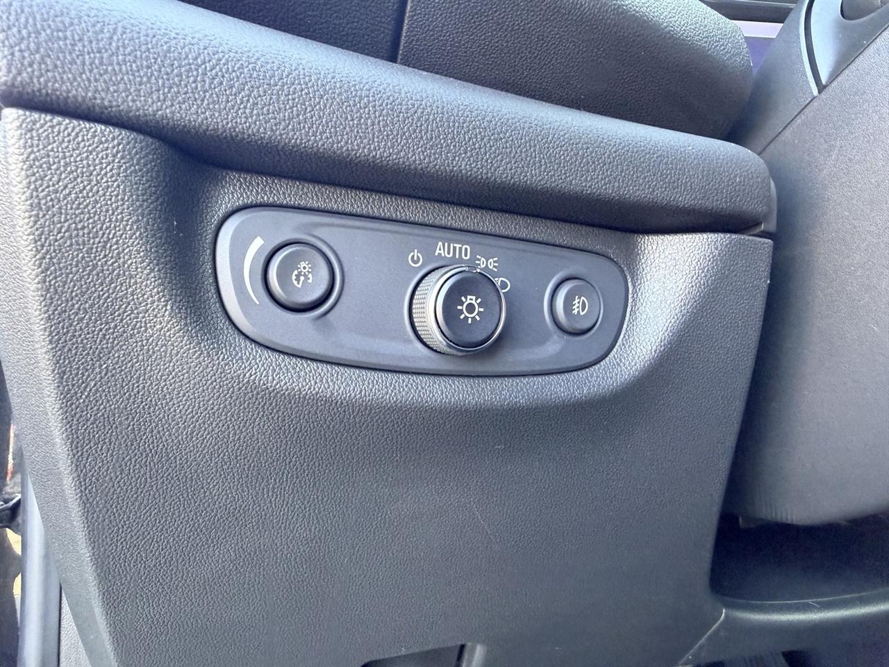 Buick Regal TourX Essence 4D Wagon AWD 2019