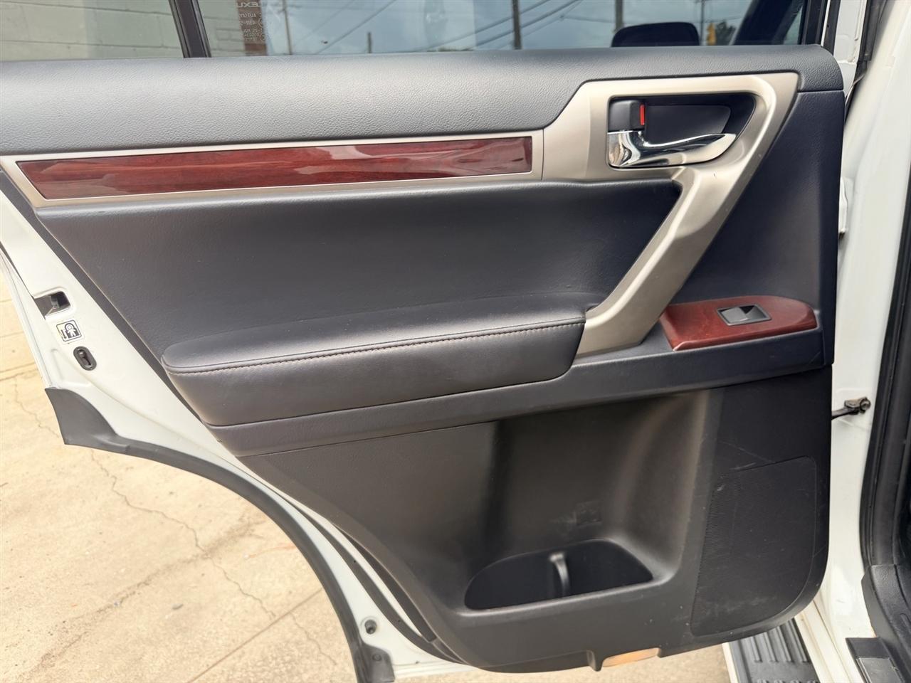 Lexus GX 460 Base 2018