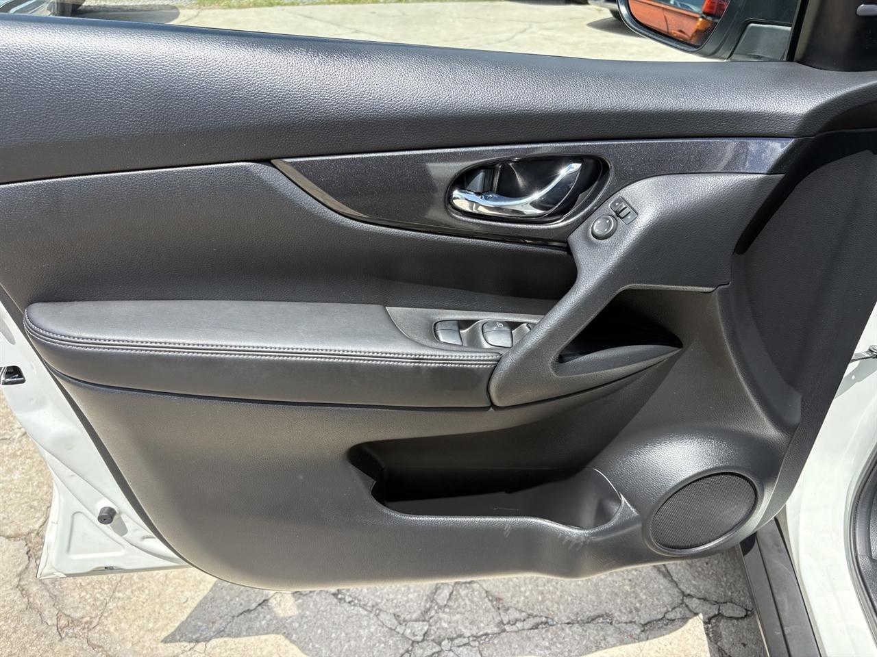 Nissan Rogue SV AWD 2017