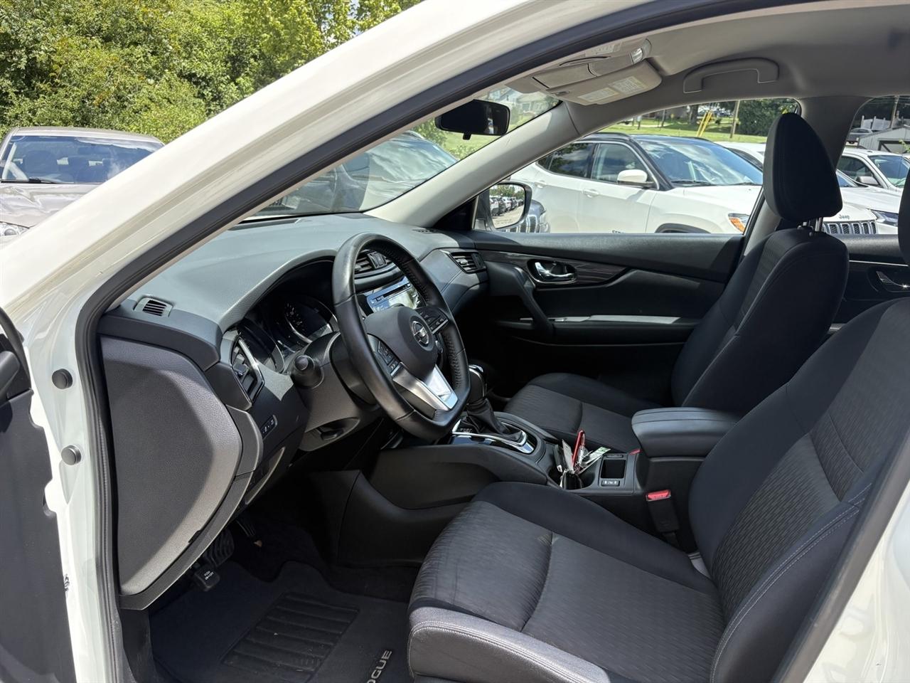 Nissan Rogue SV AWD 2017