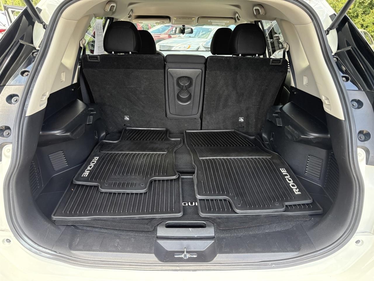 Nissan Rogue SV AWD 2017
