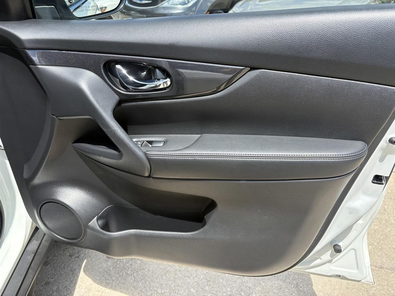 Nissan Rogue SV AWD 2017