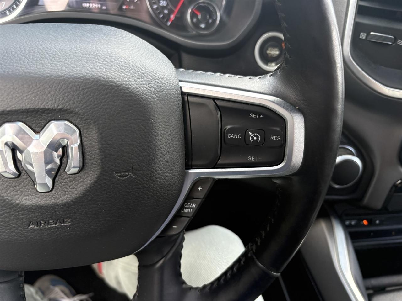 RAM 1500 Big Horn Crew Cab SWB 4WD 2019