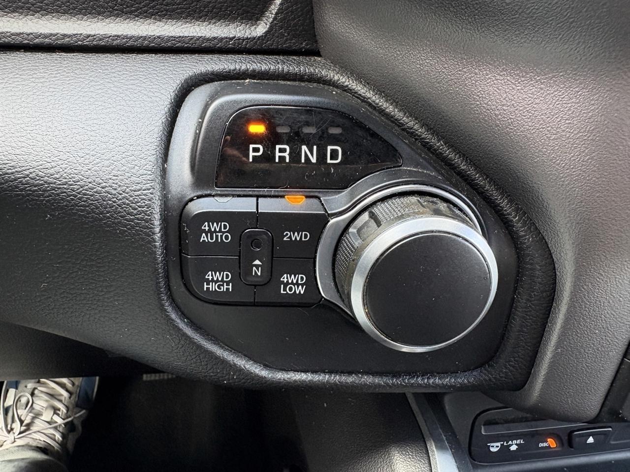RAM 1500 Big Horn Crew Cab SWB 4WD 2019