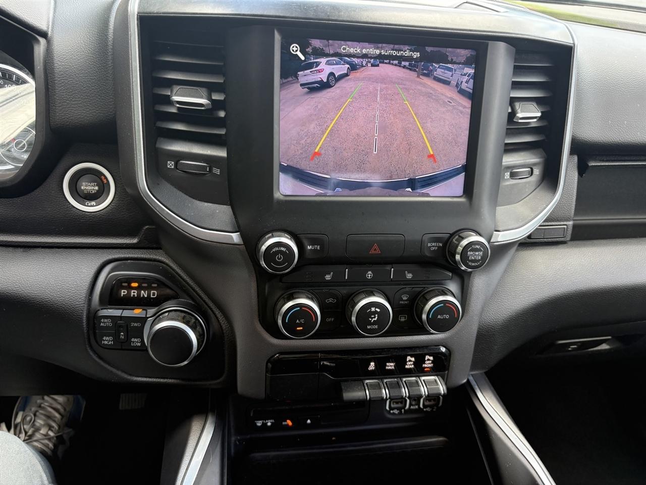 RAM 1500 Big Horn Crew Cab SWB 4WD 2019