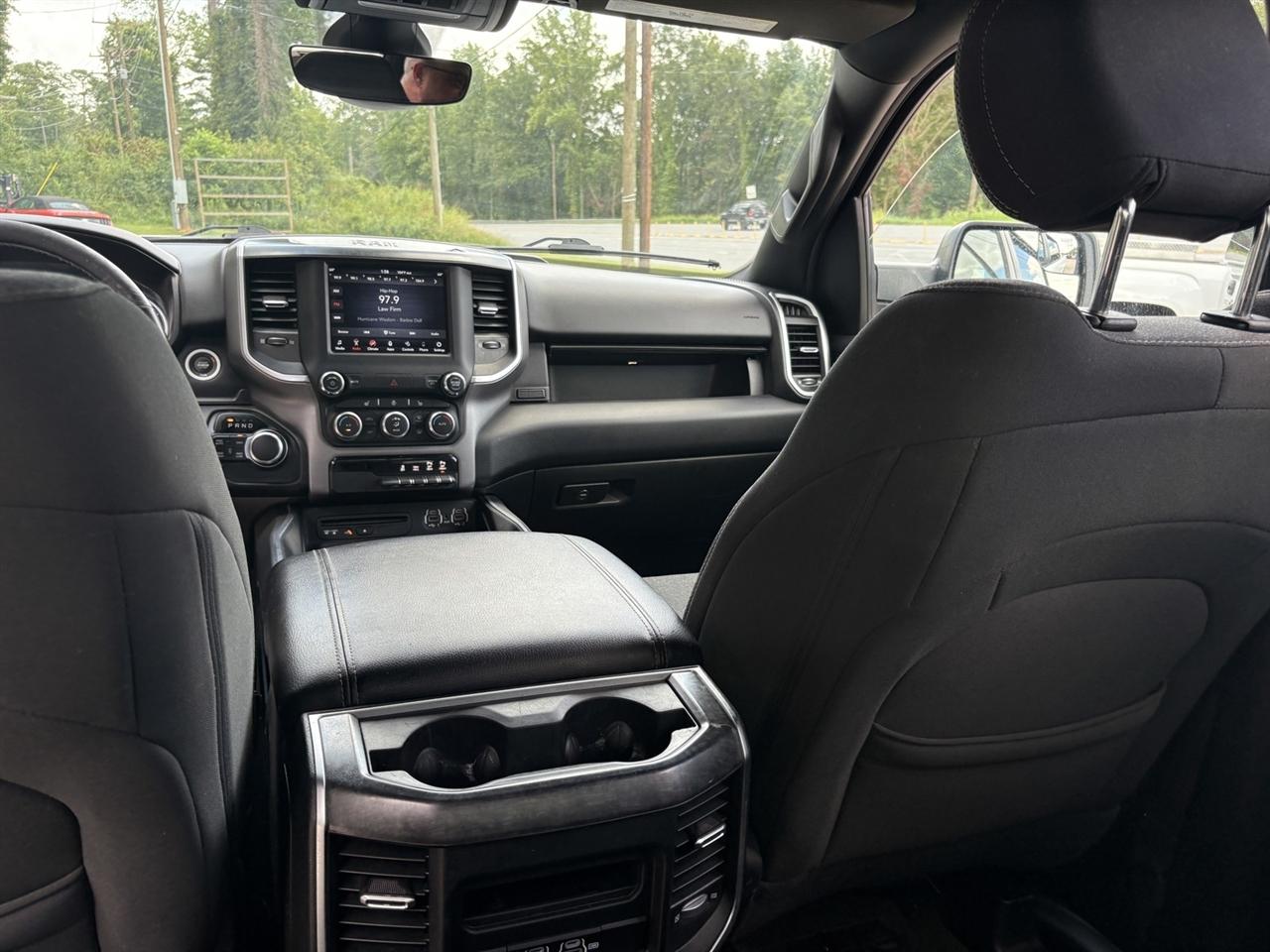 RAM 1500 Big Horn Crew Cab SWB 4WD 2019